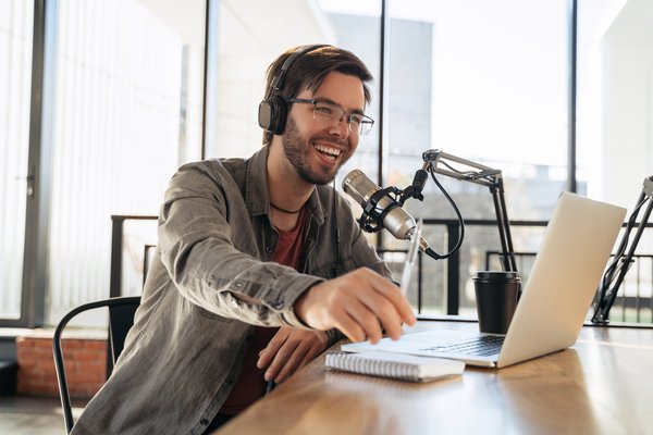 The audio from the podcast is just half your episode. Your show notes describe the episode and lead your audience to what's next.